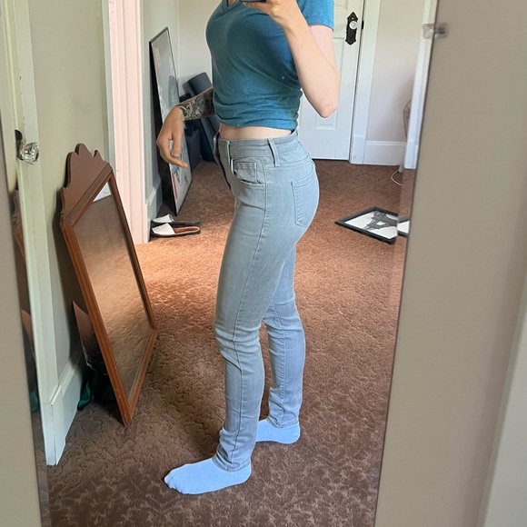 Old Navy Stone Grey Built-In Sculpt Rockstar Skinny Jean Sz 4 - Picture 2 of 5